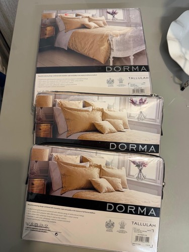 Dorma king size textured