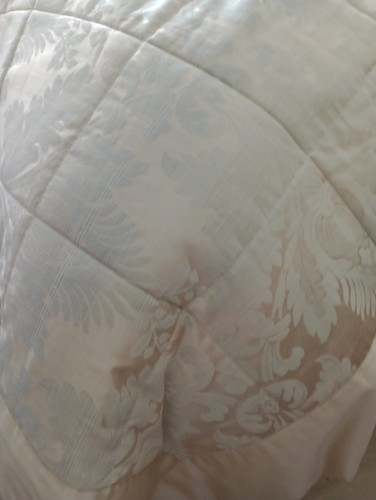 Lovely opulant damask king - opulant,